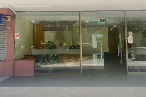 Foto 1 - Salvador 96 - Entrada